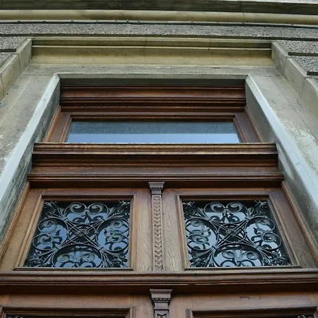 Casa Vacanze All'Angolo Trieste Exterior foto